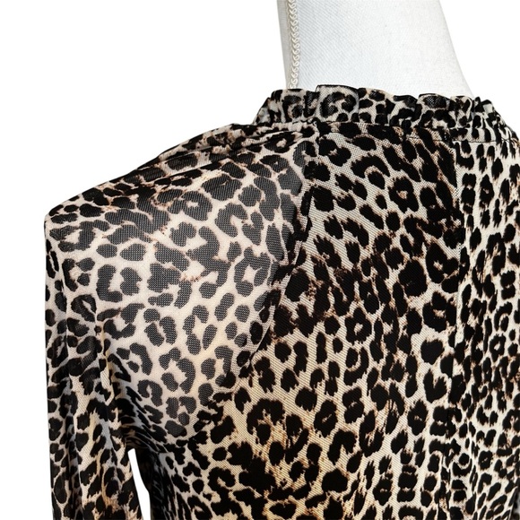Adrienne Vittadini Leopard Print Silky Long sleeved Top Size S NWT! - Picture 5 of 9